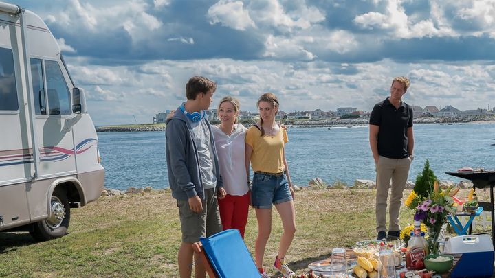 Una scena tratta dal film Campeggio a tradimento