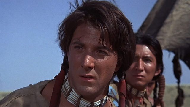 Una scena tratta dal film Il piccolo grande uomo