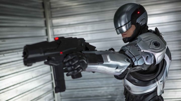 Una scena tratta dal film RoboCop