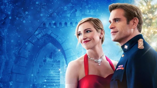 Una scena tratta dal film Un Natale all'altezza