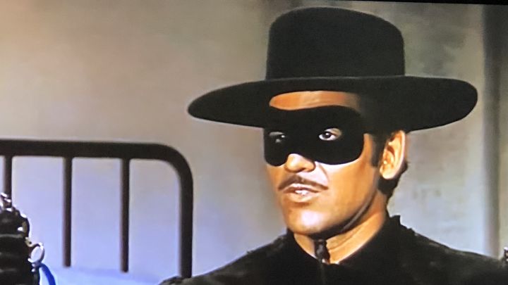 Una scena tratta dal film Zorro il ribelle
