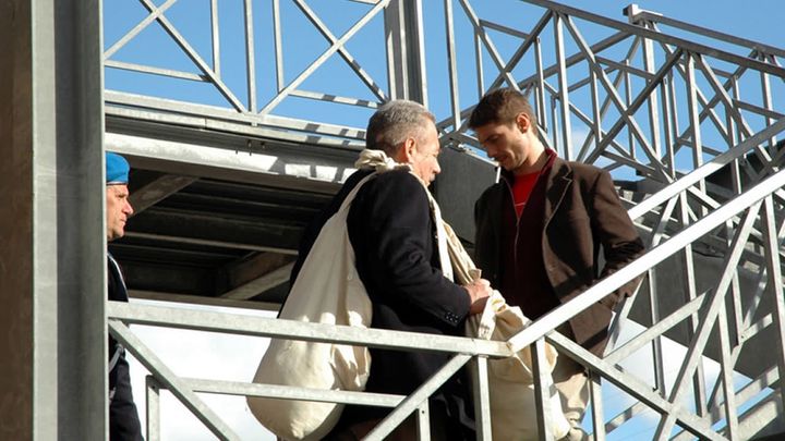 Una scena tratta dal film L'aria salata