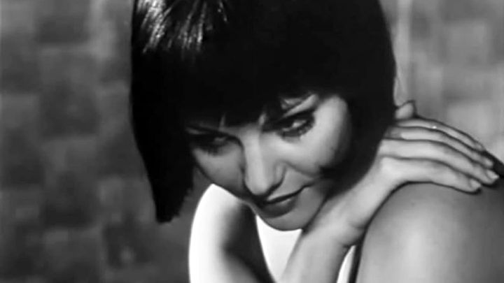 Una scena tratta dal film Senilità