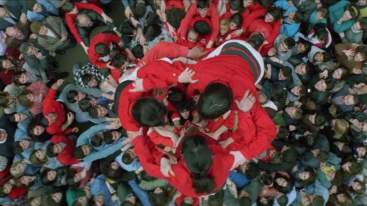 Una scena tratta dal film La teta y la luna