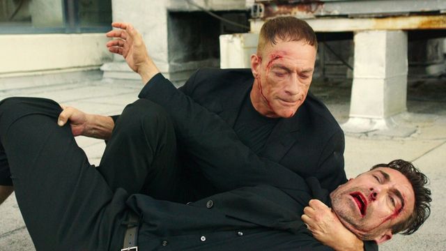 Una scena tratta dal film Uccidili tutti