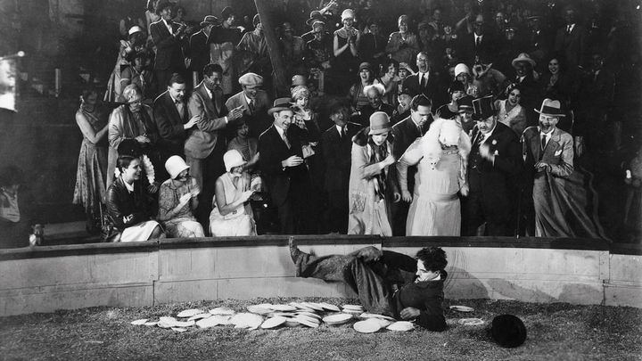 Una scena tratta dal film Il circo