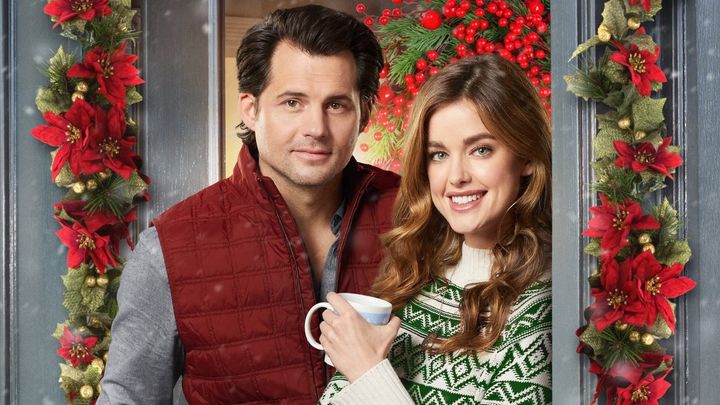 Una scena tratta dal film Small Town Christmas