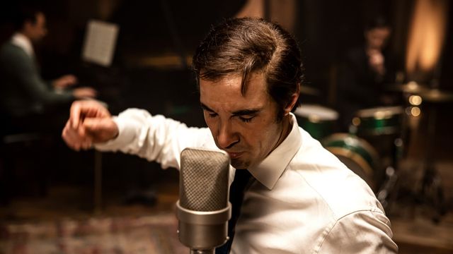 Una scena tratta dal film Monsieur Aznavour