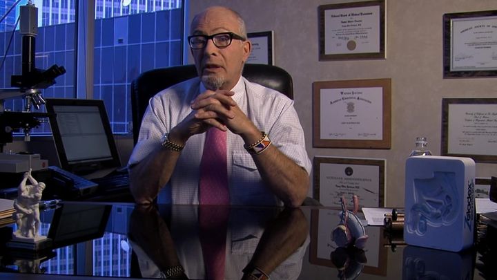 Una scena tratta dal film Sticky: l'amore fai da te