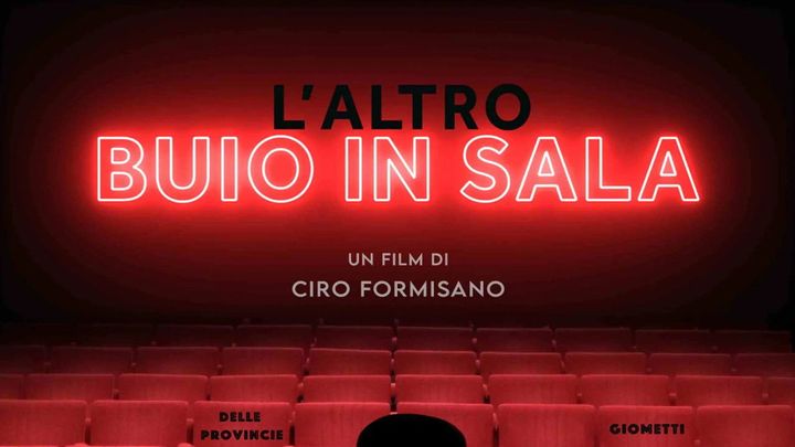 Una scena tratta dal film L'altro buio in sala