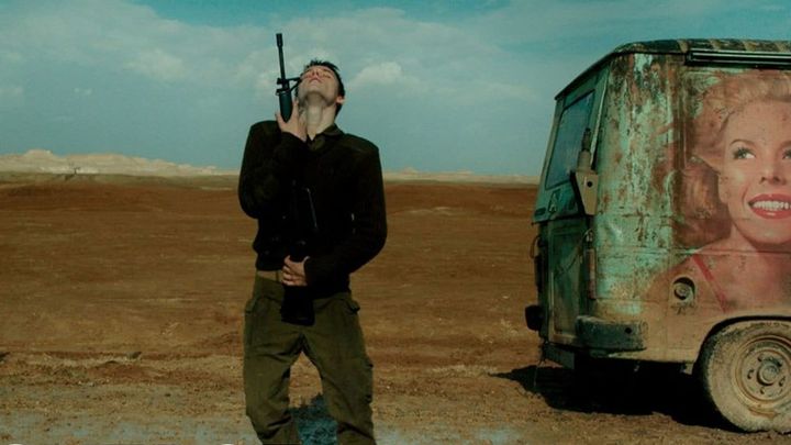 Una scena tratta dal film Foxtrot - La danza del destino