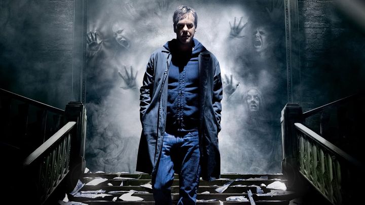 Una scena tratta dal film Riflessi di paura