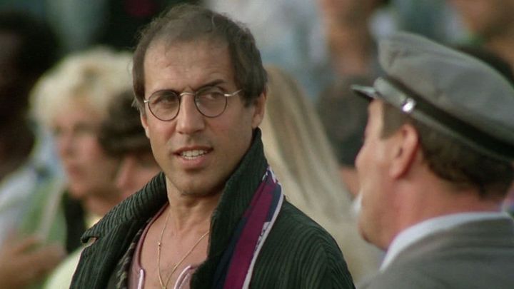 Una scena tratta dal film Joan Lui - ma un giorno nel paese arrivo io di lunedì