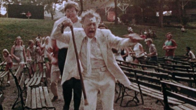 Una scena tratta dal film The Amusement Park