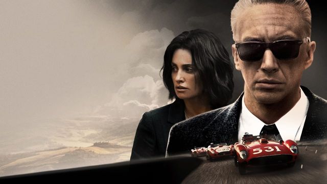 Una scena tratta dal film Ferrari