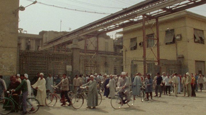 Una scena tratta dal film Troppo presto/Troppo tardi