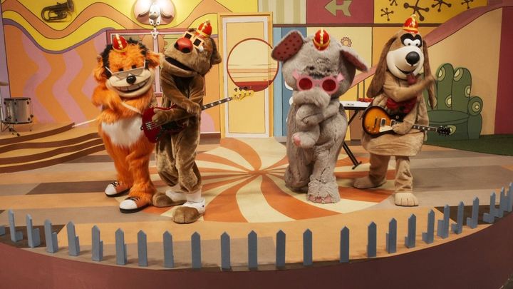 Una scena tratta dal film The Banana Splits Movie