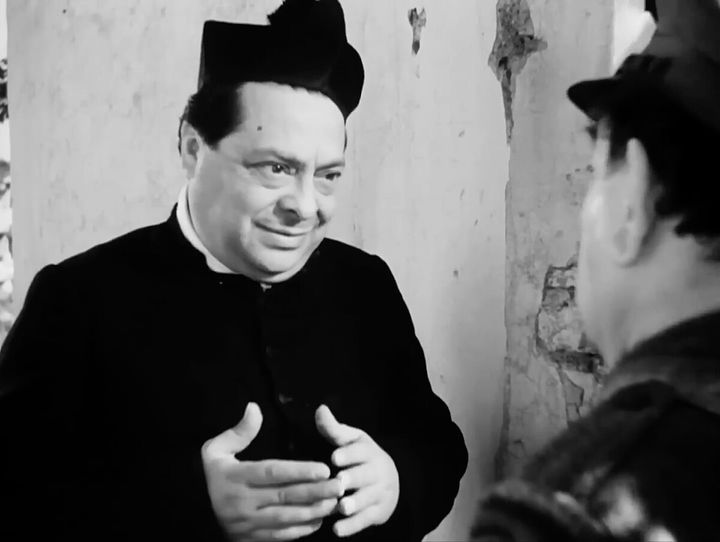 Una scena tratta dal film Benvenuto Reverendo!