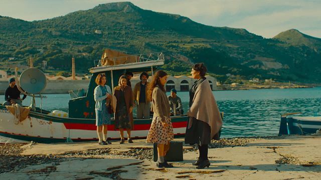 Una scena tratta dal film Picciridda - Con i piedi nella sabbia