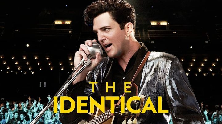 Una scena tratta dal film The Identical