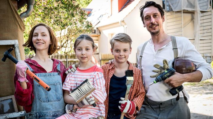 Una scena tratta dal film Una casa tutta nostra