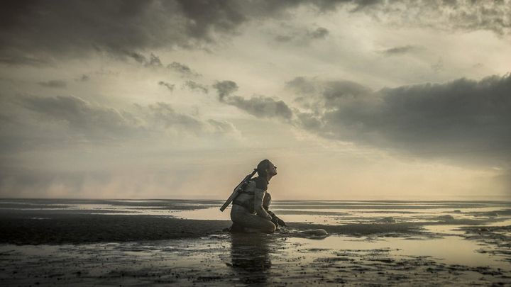 Una scena tratta dal film Tides