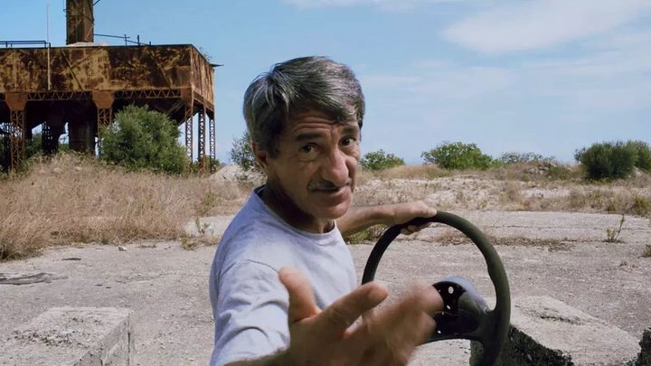 Una scena tratta dal film Tony Driver