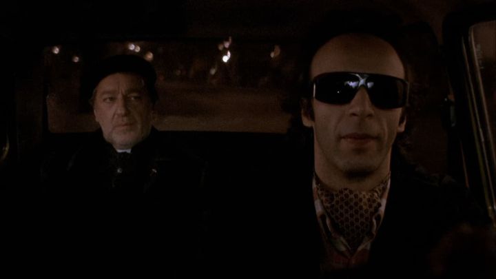 Una scena tratta dal film Taxisti di notte