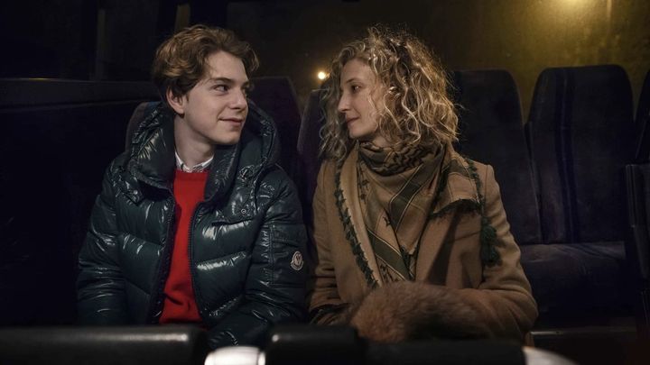 Una scena tratta dal film Magari