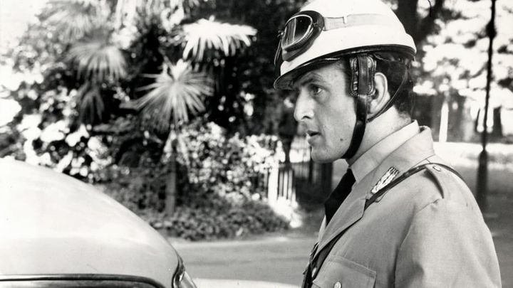 Una scena tratta dal film Vento, vento, portali via con te