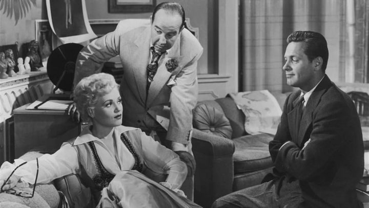 Una scena tratta dal film Nata ieri