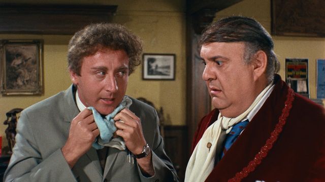 Una scena tratta dal film Per favore, non toccate le vecchiette!