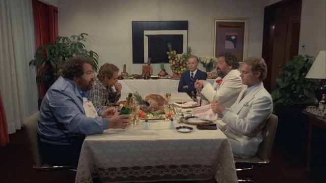 Una scena tratta dal film Non c'è due senza quattro