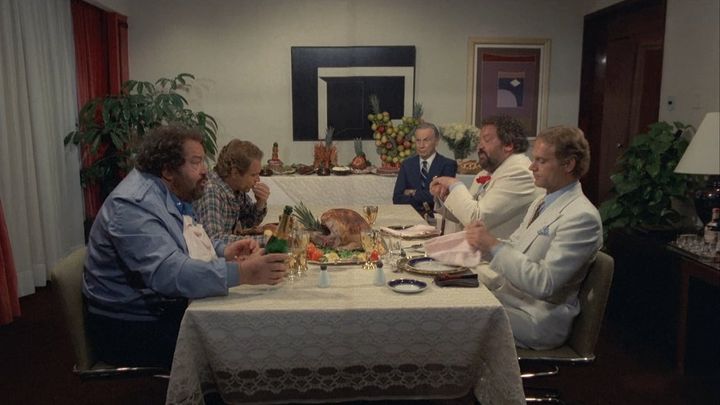 Una scena tratta dal film Non c'è due senza quattro