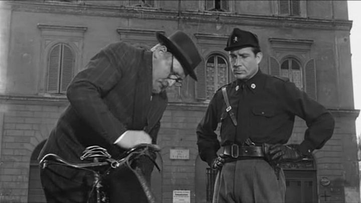 Una scena tratta dal film Il federale