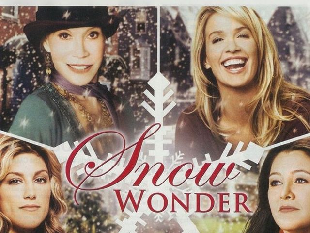 Una scena tratta dal film Un bianco Natale a Beverly Hills