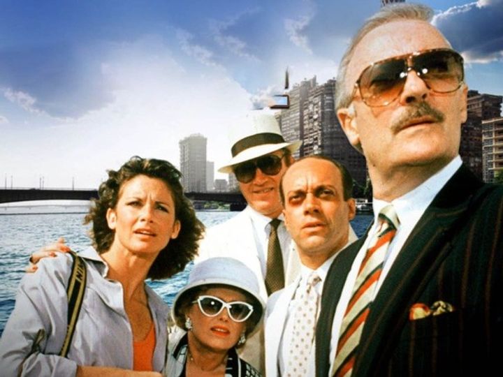 Una scena tratta dal film Agatha Christie: L'uomo dall'abito marrone