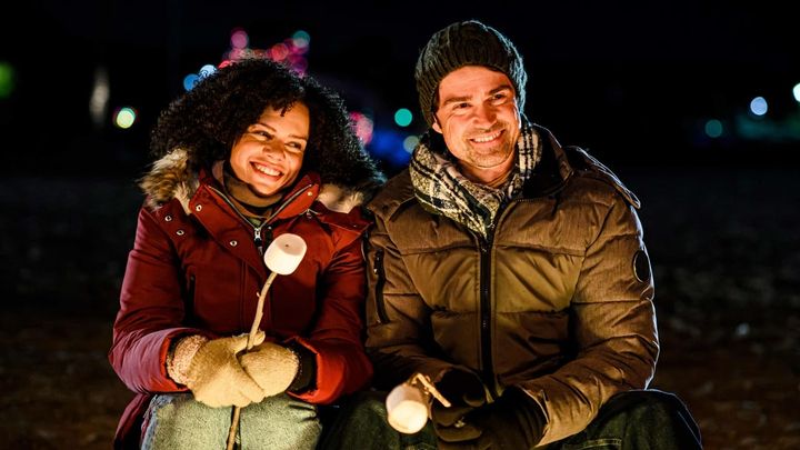 Una scena tratta dal film Natale a Mistletoe Lake