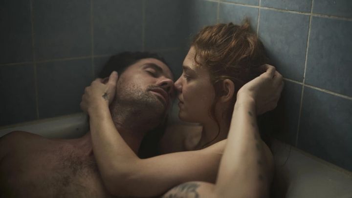 Una scena tratta dal film 99 lune