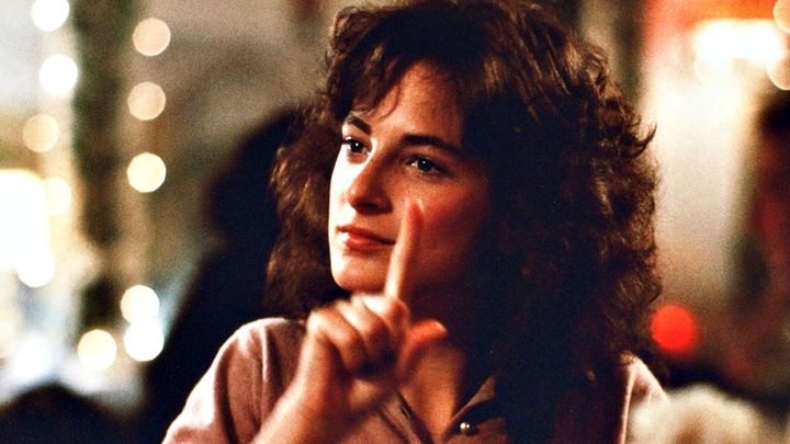 Una scena tratta dal film Figli di un dio minore