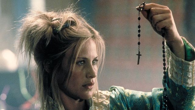 Una scena tratta dal film Stigmate