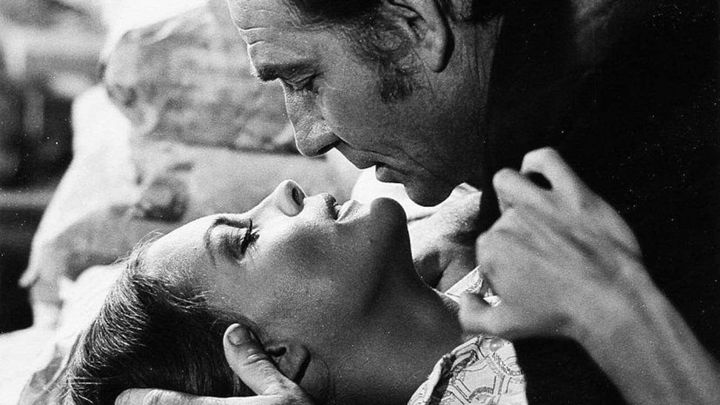 Una scena tratta dal film La califfa