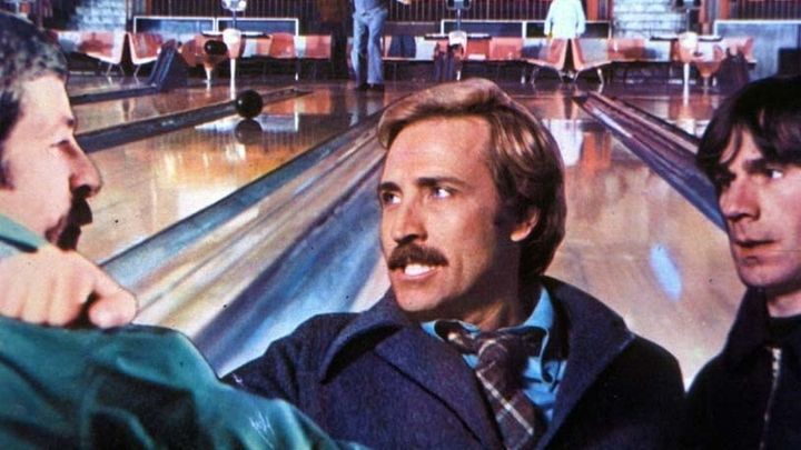 Una scena tratta dal film Napoli Violenta