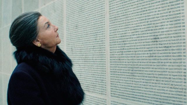 Una scena tratta dal film Simone Veil - La donna del secolo