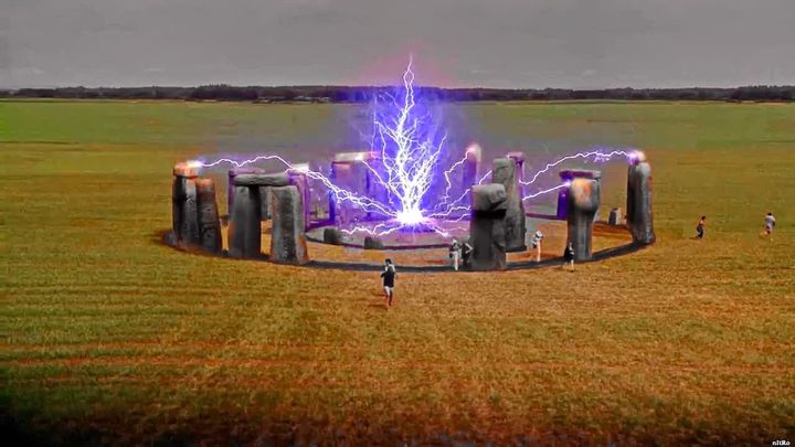 Una scena tratta dal film Stonehenge apocalypse