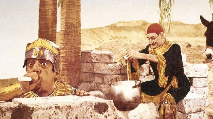 Una scena tratta dal film Totò contro Maciste