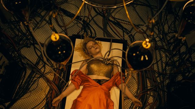 Una scena tratta dal film La Sposa!