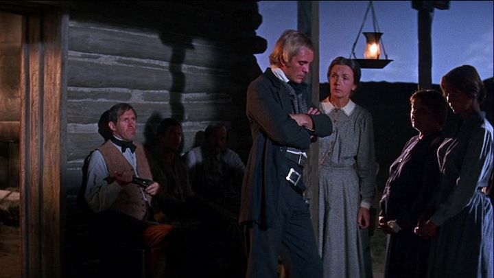 Una scena tratta dal film Due occhi di ghiaccio