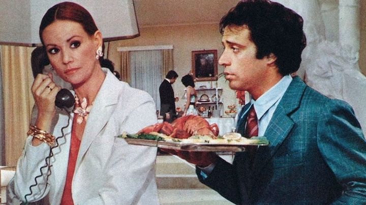 Una scena tratta dal film Aragosta a colazione