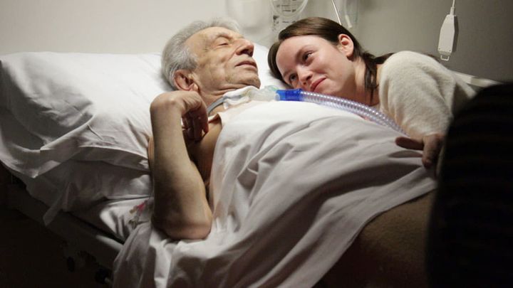 Una scena tratta dal film Sette opere di misericordia